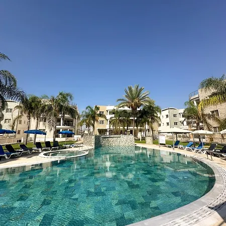 Modern Penthouse Overlooking Pool Apartamento Pyla