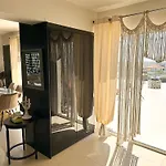 Modern Penthouse Overlooking Pool * Pýla